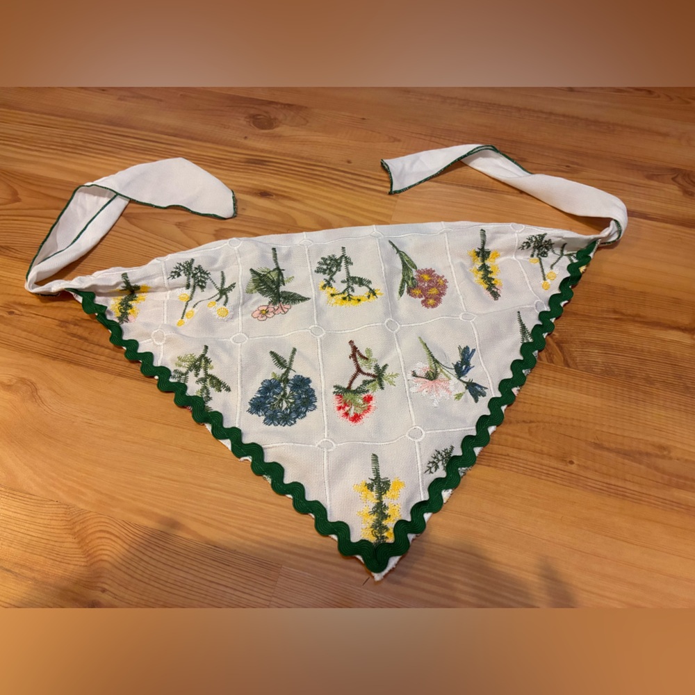 Anthropology Embroidered Floral Triangle Bandana Scarf with Green Rickrack